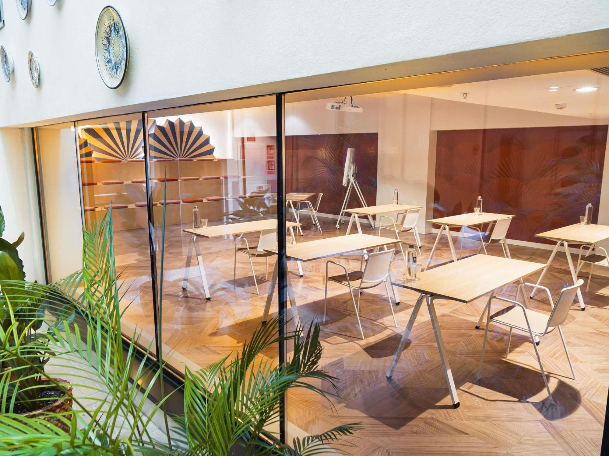 Ibis Styles Sevilla City Santa Justa Kültér fotó
