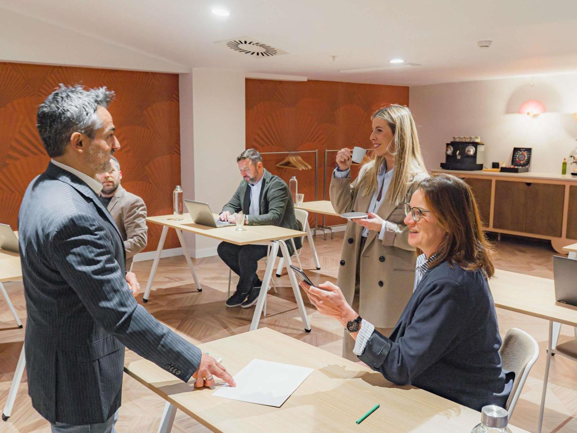 Ibis Styles Sevilla City Santa Justa Kültér fotó