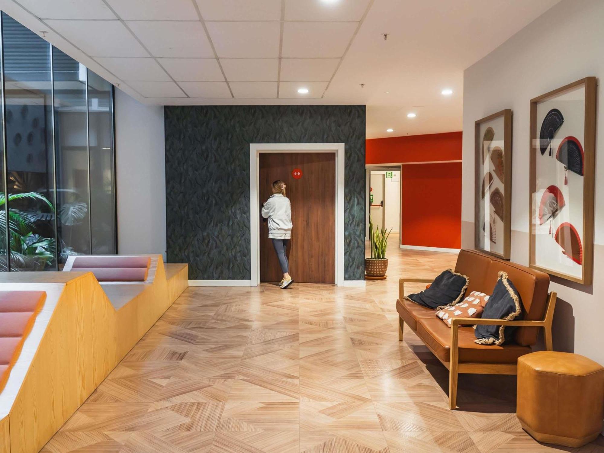 Ibis Styles Sevilla City Santa Justa Kültér fotó